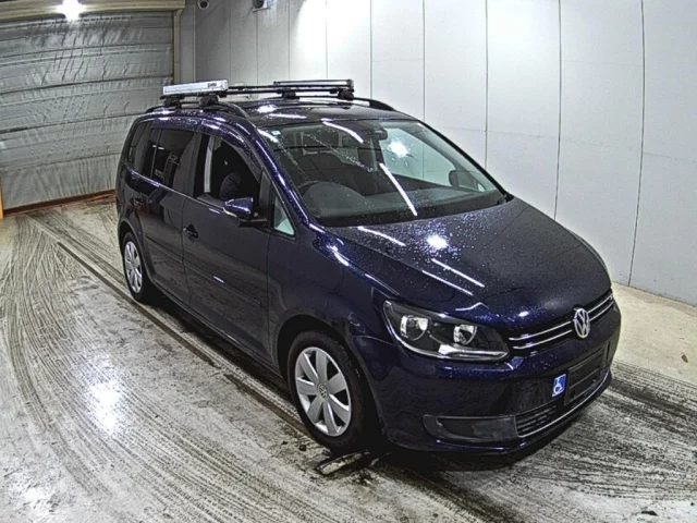 Volkswagen Golf Touran Лот № 2014