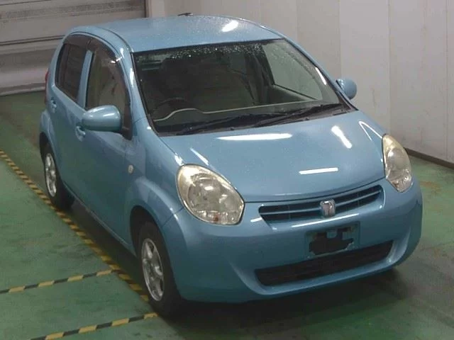 Toyota Passo Лот № 2010