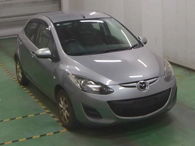 Mazda Demio Лот № 2013