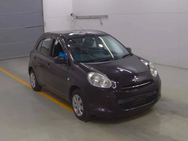 Nissan March Лот № 2010