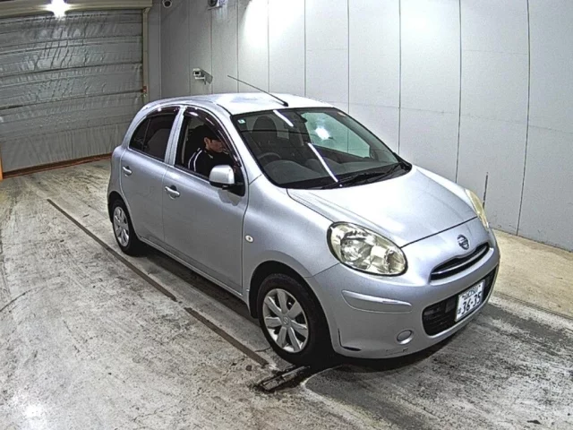 Nissan March Лот № 2012