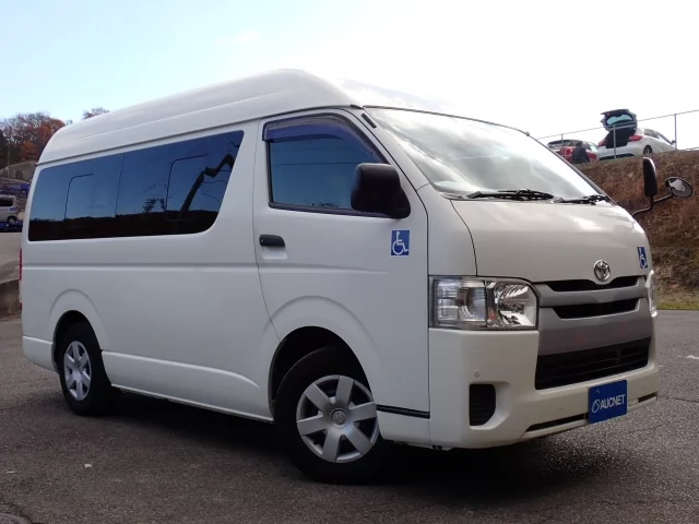 Toyota Hiace Van Лот № 25305 2016