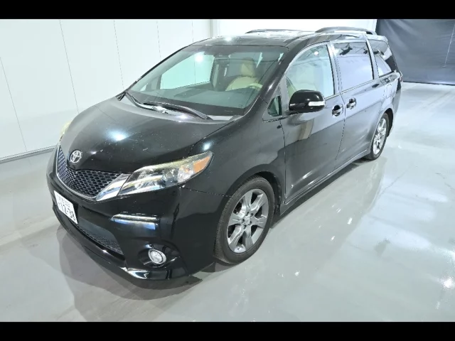 Toyota Hiace Van Лот № 20048 2017