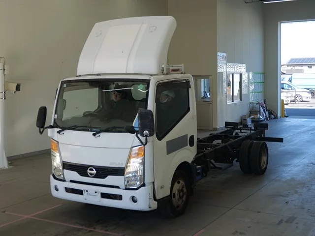 Nissan Atlas Лот № 2013