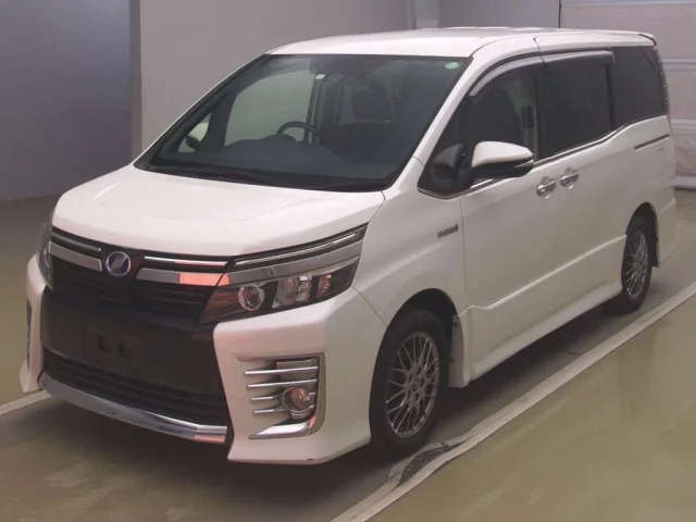 Toyota Pixis Van Лот № 70060 2013