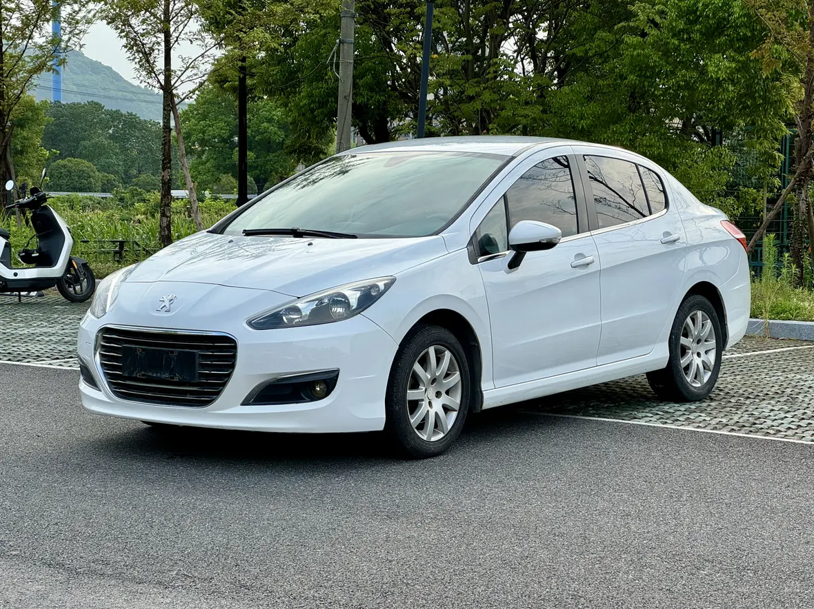 Peugeot 308 II