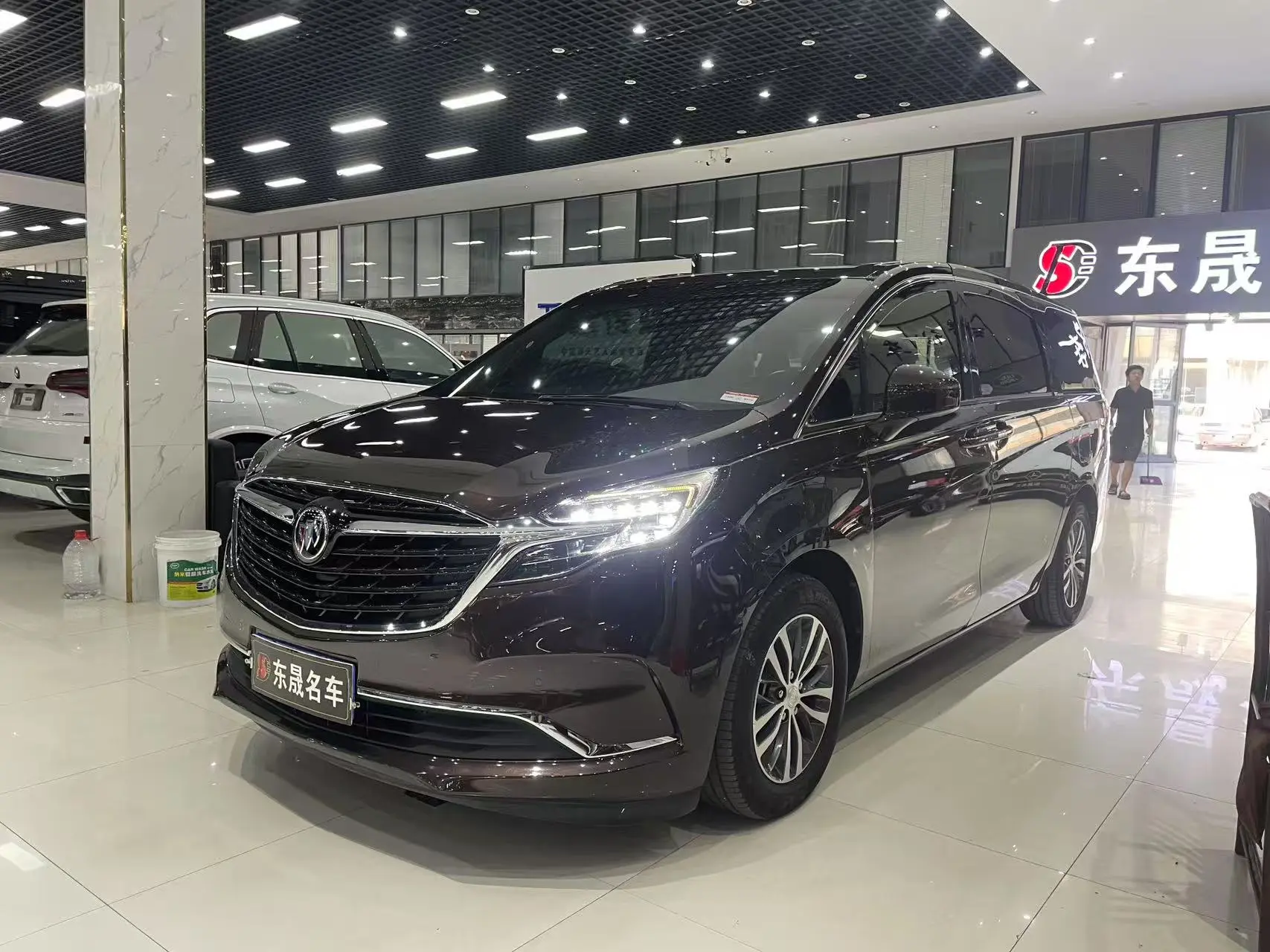 Buick GL8 III Рестайлинг