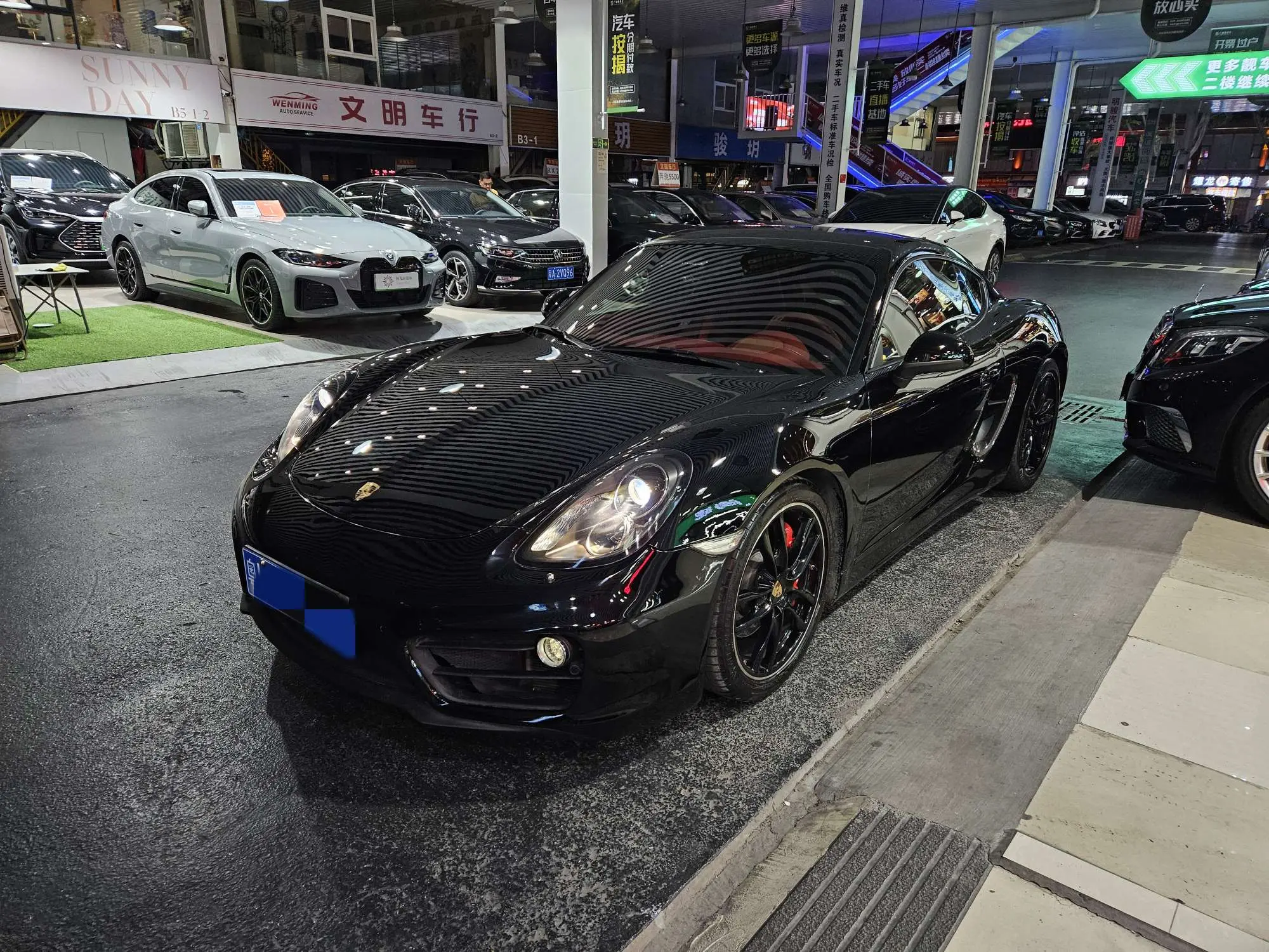 Porsche Cayman II (981)