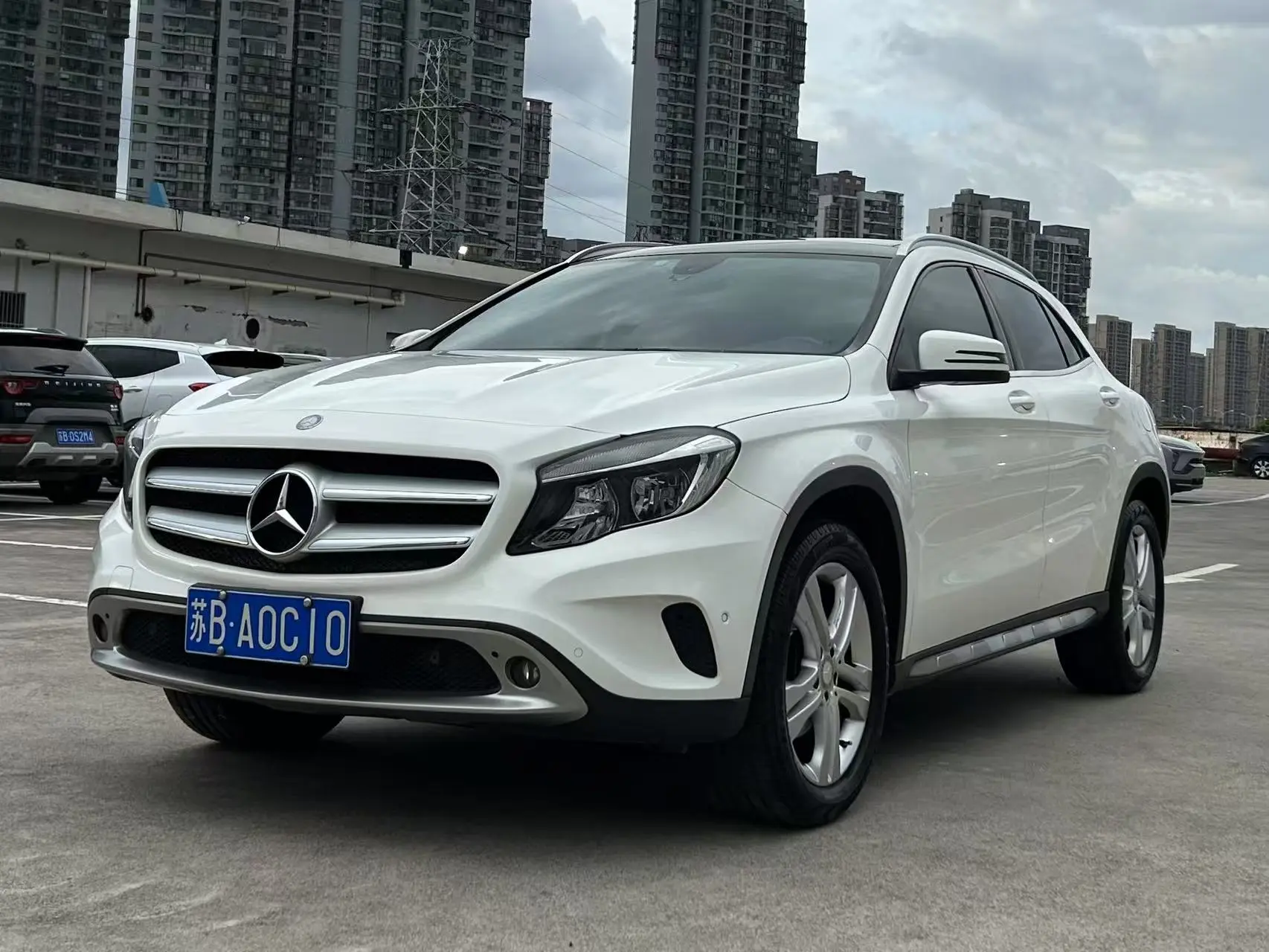 Mercedes-Benz GLA I (X156)
