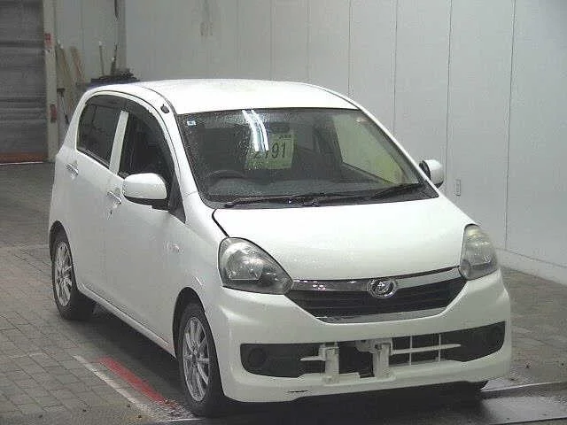 Daihatsu Mira E S Лот № 2014