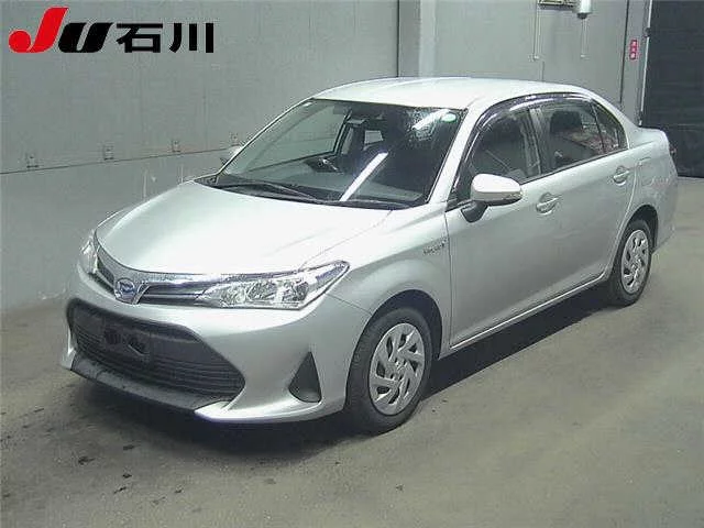 Toyota Corolla Axio Лот № 2018