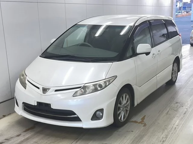 Toyota Estima Лот № 2009