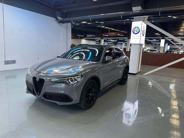 Alfa Romeo Stelvio I