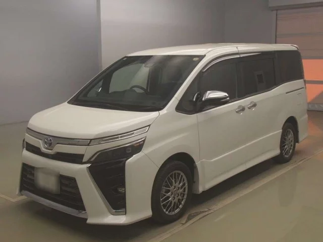 Toyota Voxy III (R80) Рестайлинг