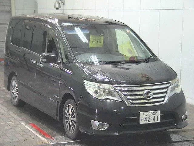 Nissan Serena Лот № 2014