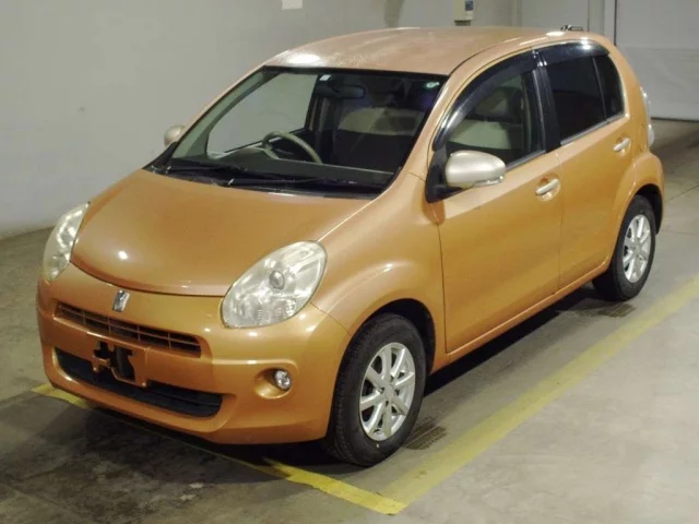 Toyota Aqua Лот № 2013