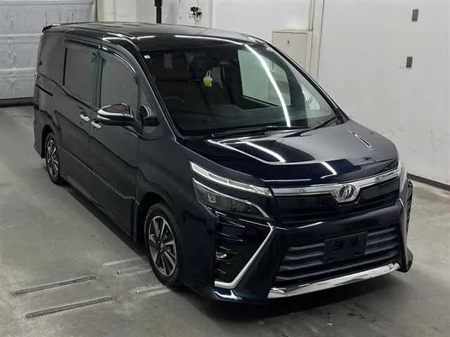 Toyota Voxy Лот № 85066 2018