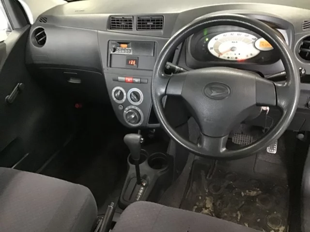 Daihatsu Mira Лот № 2010