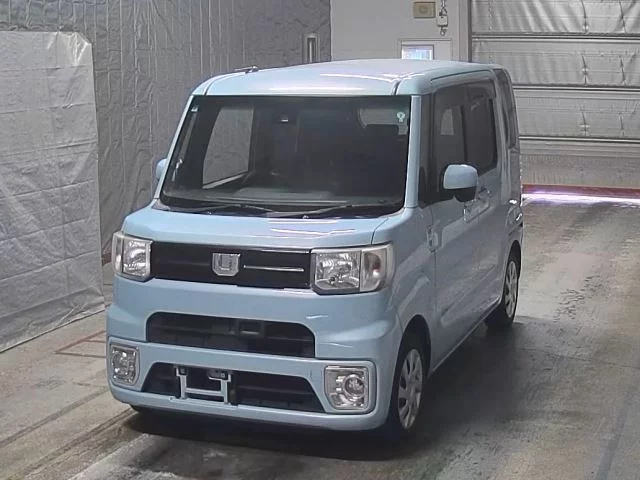 Daihatsu Wake I