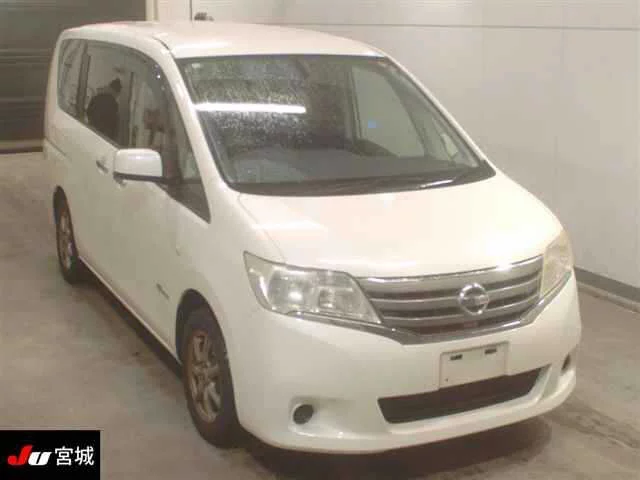 Nissan Serena Лот № 2012