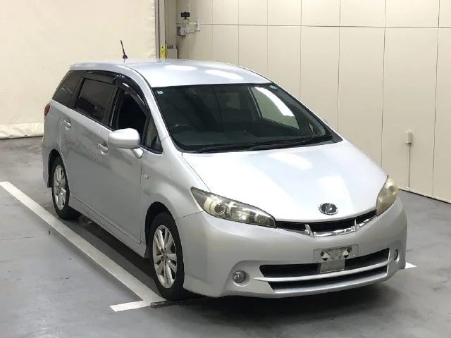 Toyota bB II Рестайлинг
