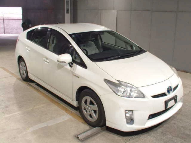 Toyota Prius Лот № 2010