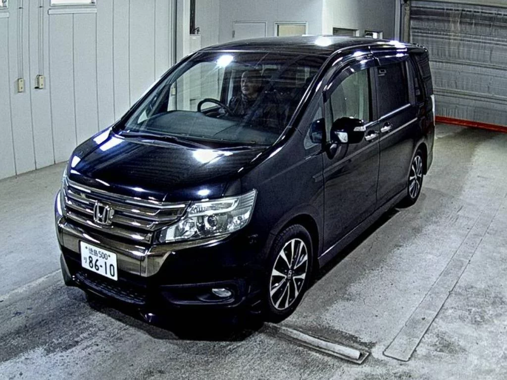 Honda Step Wagon Лот № 2014