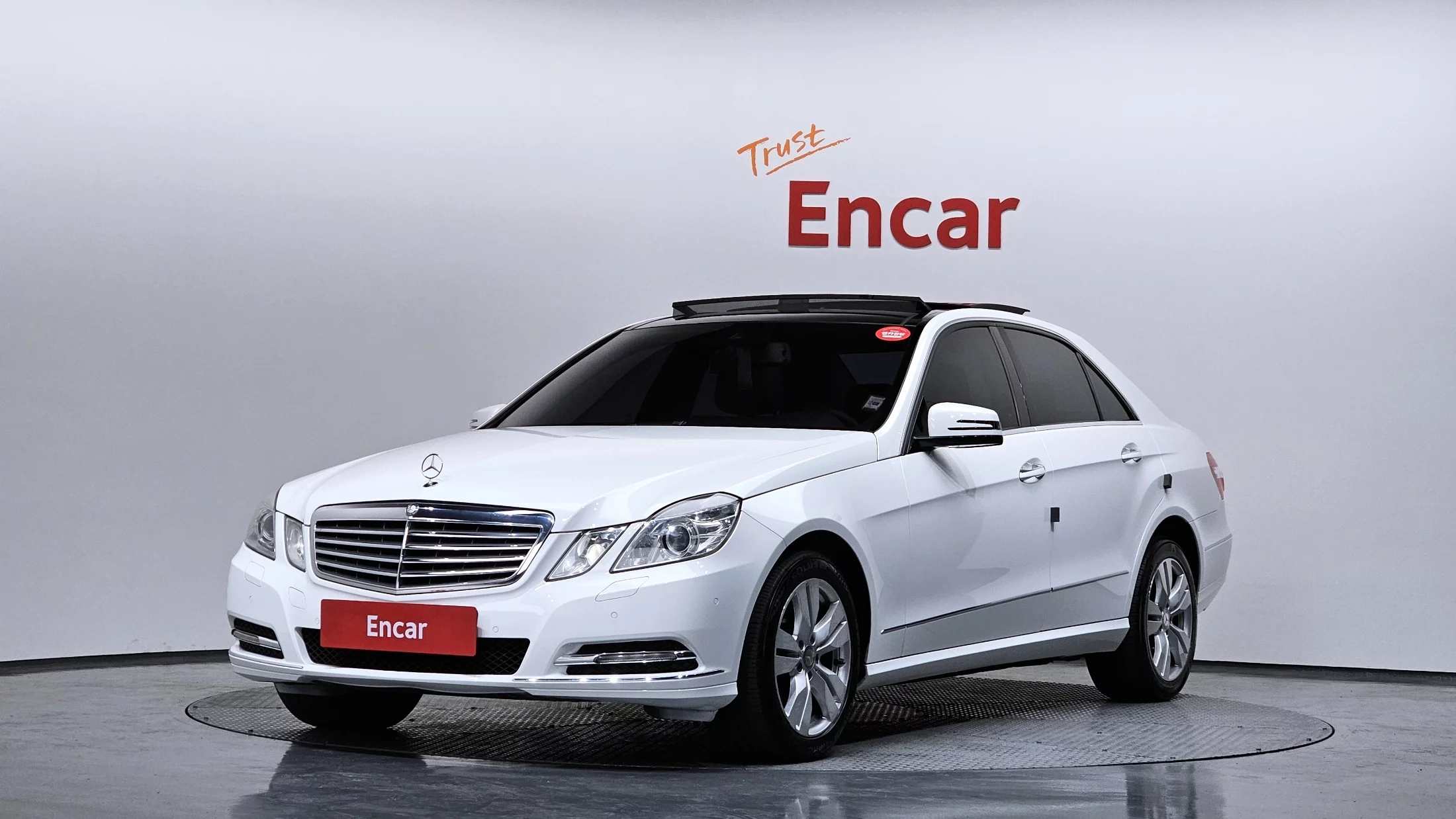 Mercedes-Benz E-Класс 2012