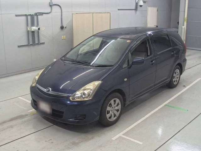 Toyota Wish Лот № 10018 2010
