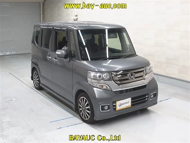 Honda Vezel Лот № 20004 2014