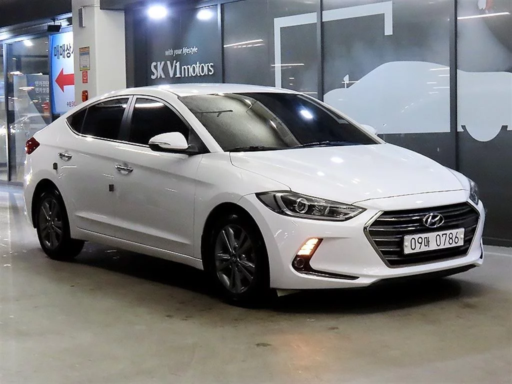 Hyundai Avante 2015