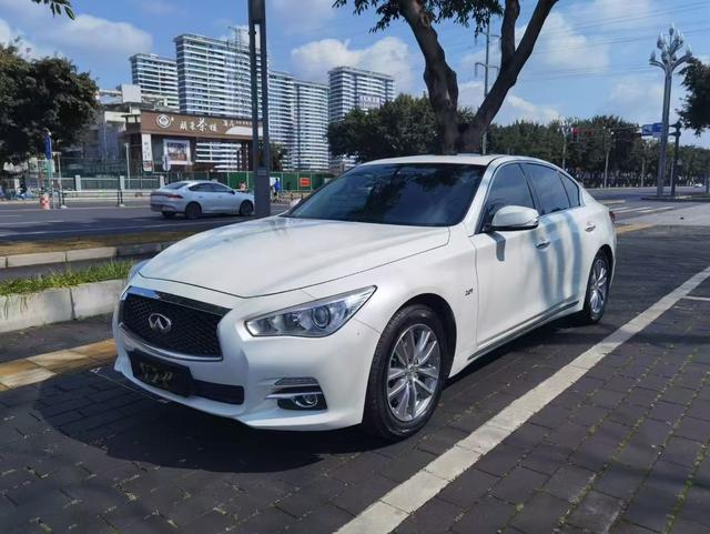 Infiniti Q50L №18340882 2017