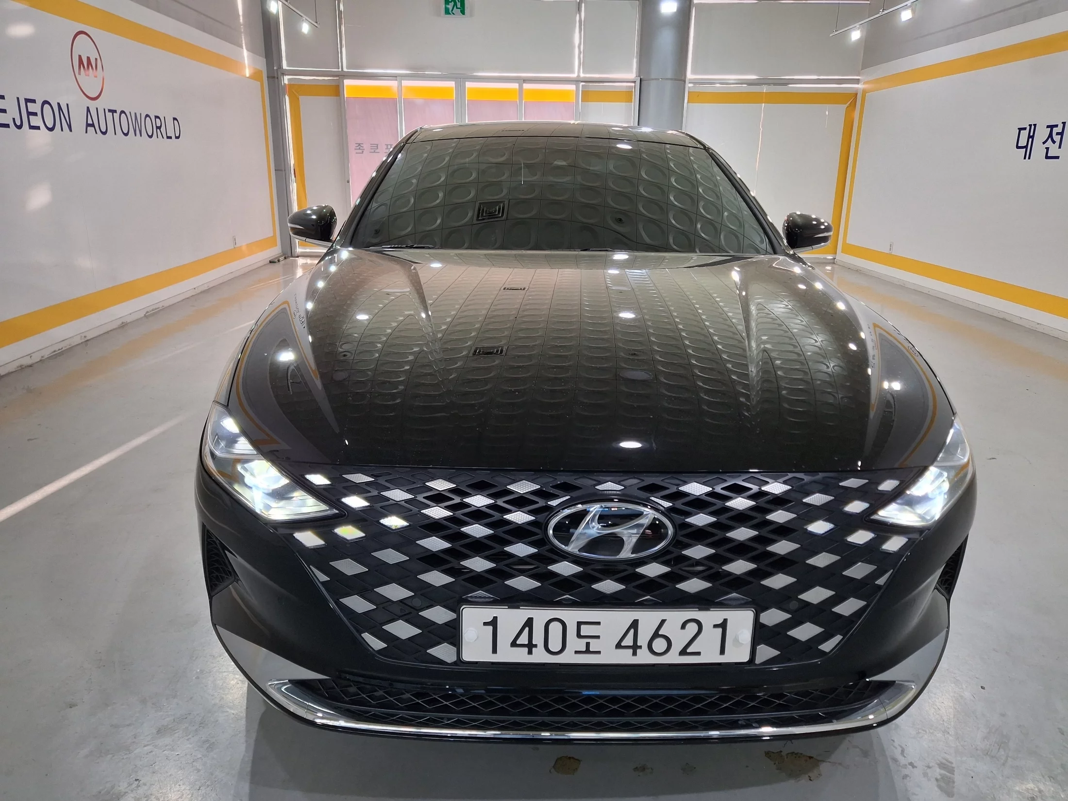 Hyundai Grandeur 2.5 Premium