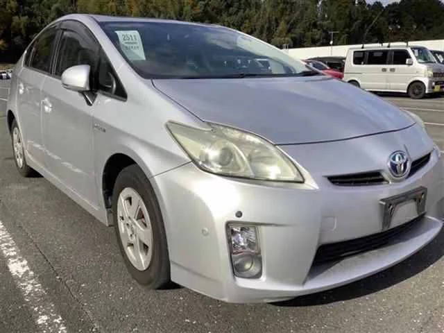 Toyota Prius Лот № 2009
