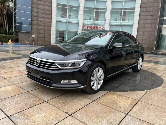 Volkswagen Magotan B8