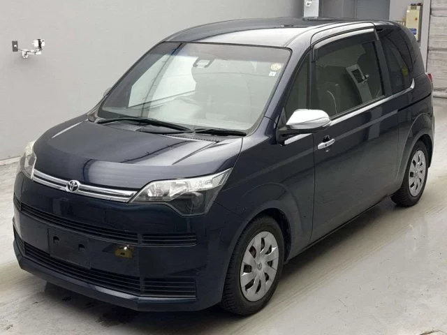 Toyota Spade Лот № 389 2017