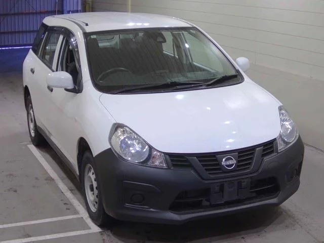 Nissan Ad Лот № 2022