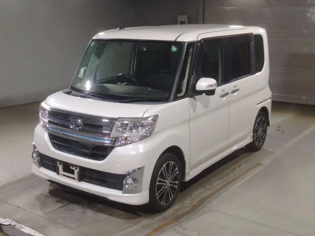 Daihatsu Tanto Лот № 2014