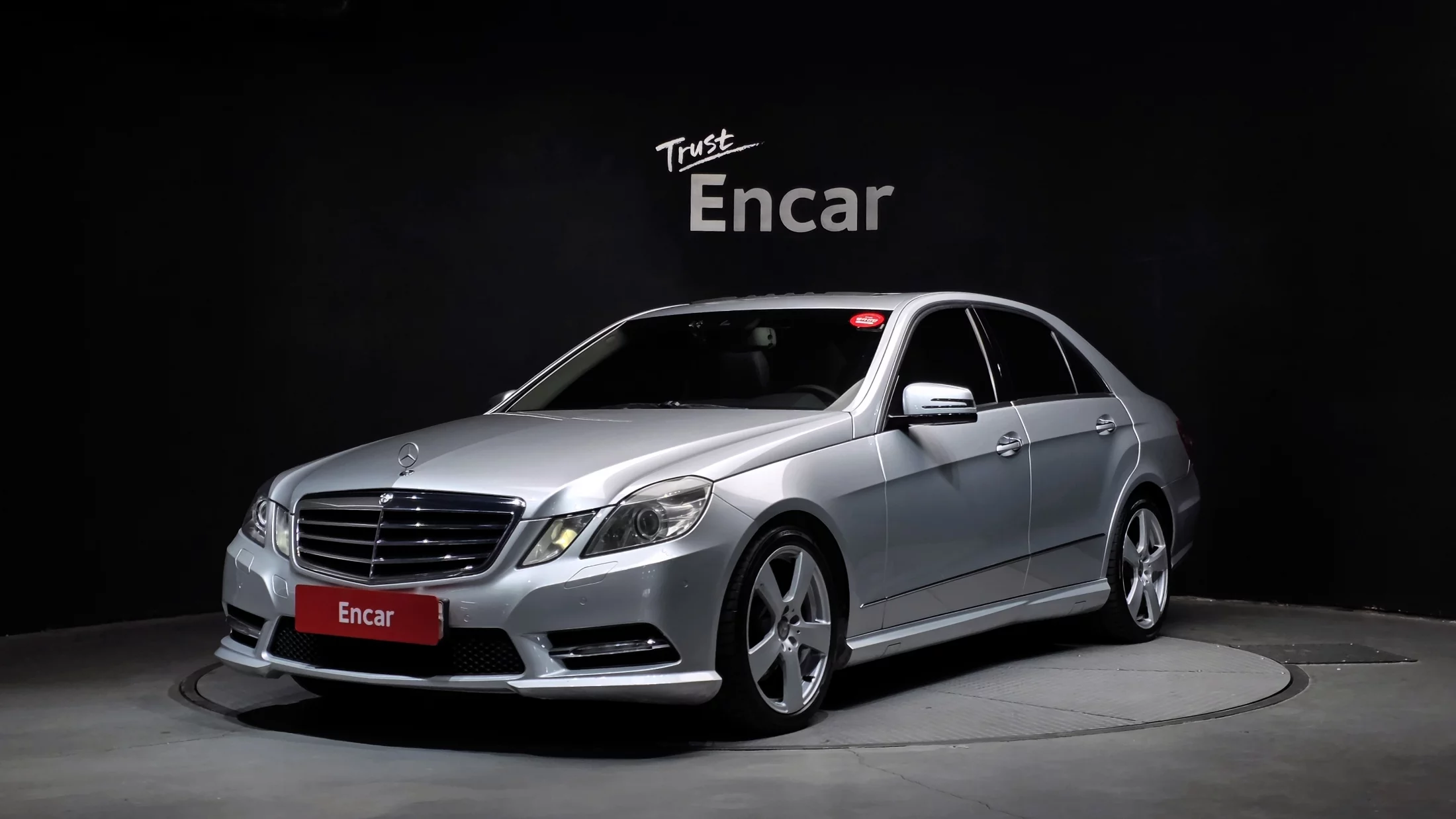 Mercedes-Benz E-Класс 2012