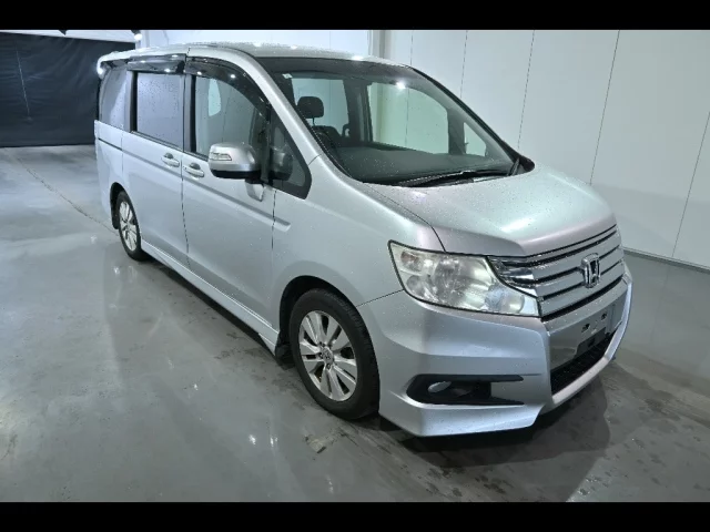 Honda Step Wagon Лот № 29157 2011