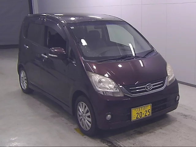 Daihatsu Move V