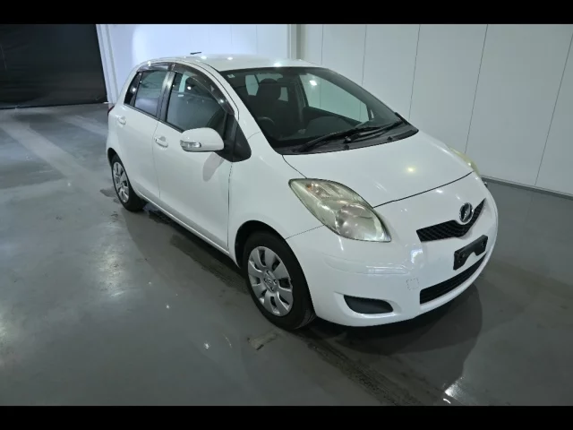 Toyota Vitz Лот № 29105 2010