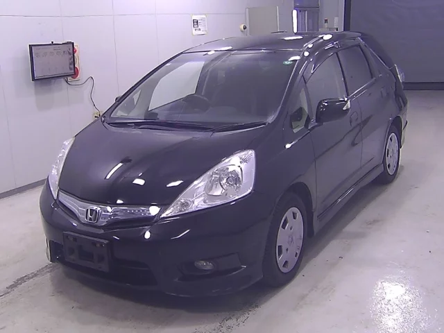 Honda Fit Shuttle Лот № 19104 2012