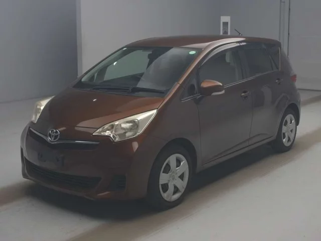 Toyota Ractis Лот № 29004 2011