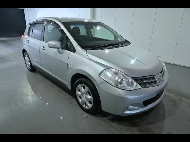 Nissan Tiida Лот № 20230 2008