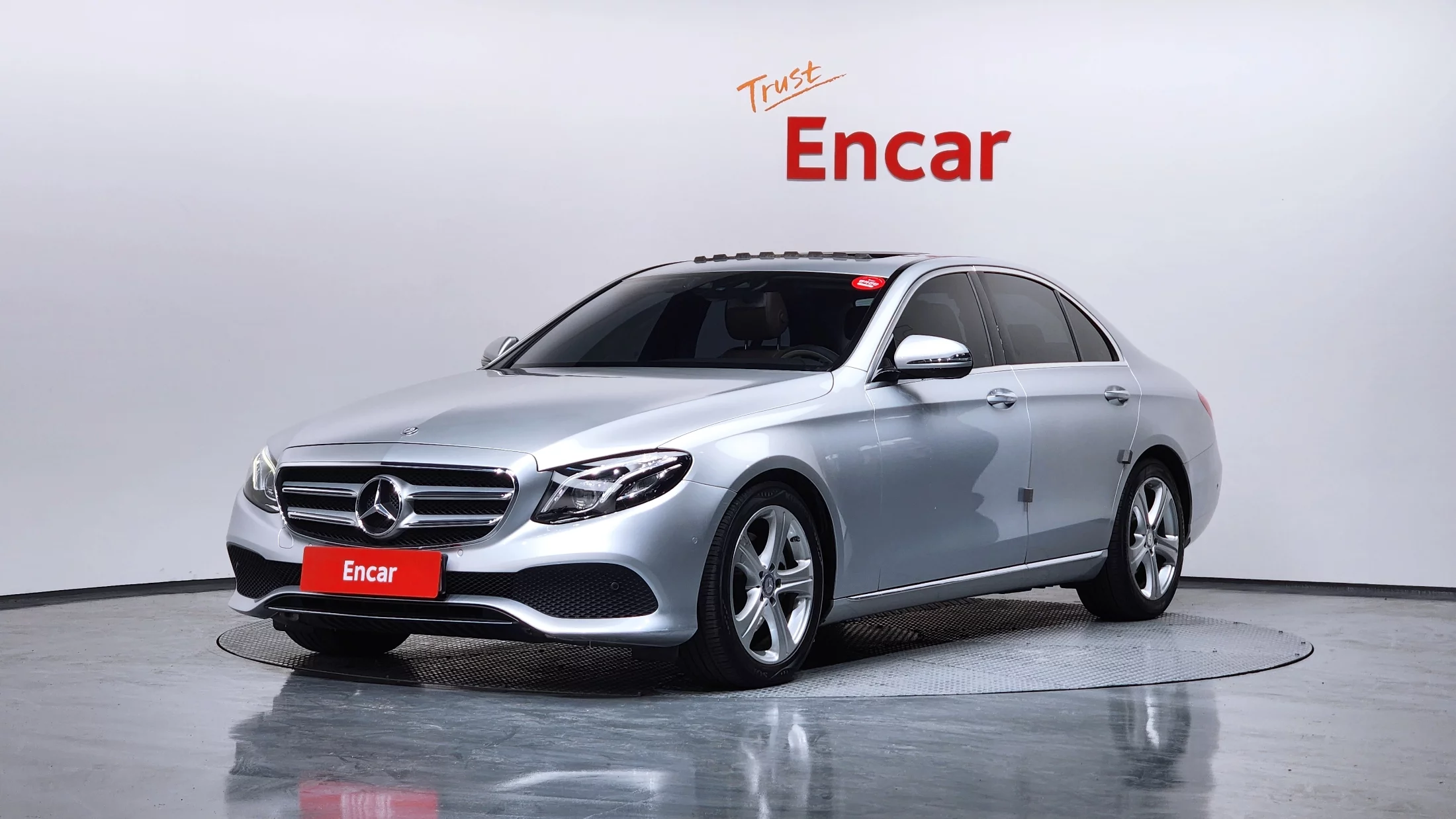 Mercedes-Benz E-Класс 2017