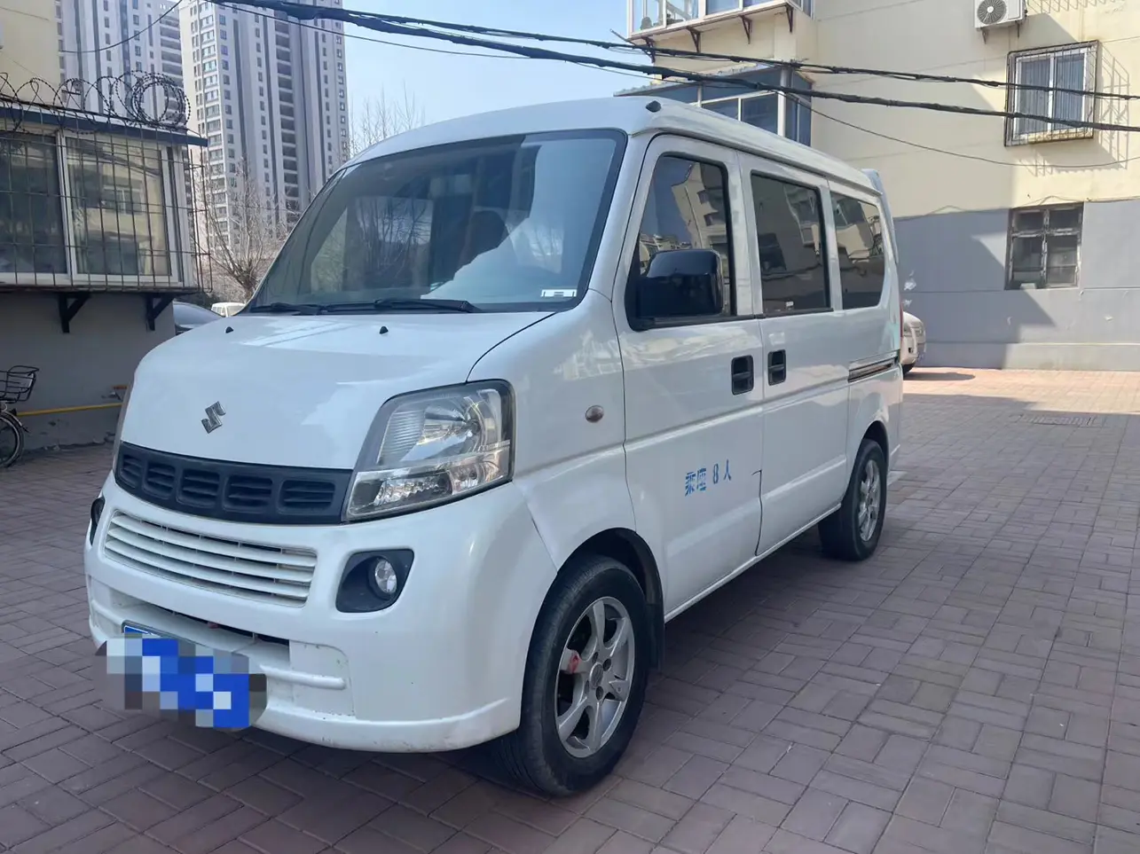 Suzuki Langdi №15617887 2011