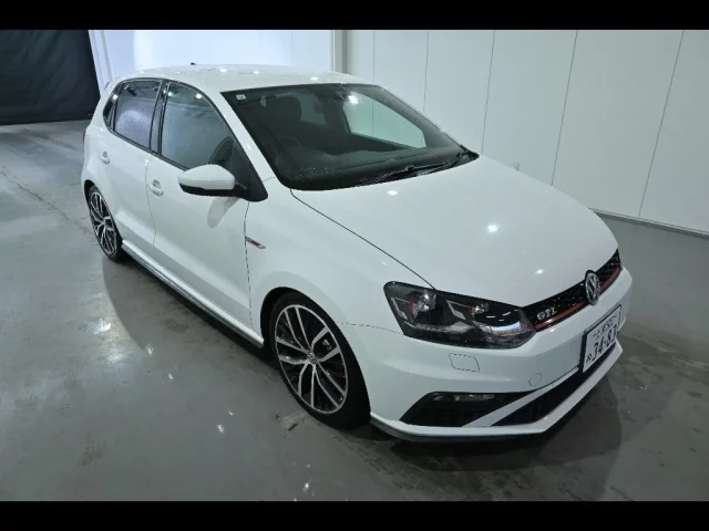 Volkswagen Polo Лот № 20219 2015