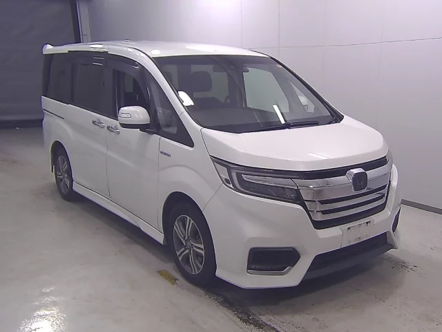Honda Step Wagon Лот № 10390 2019