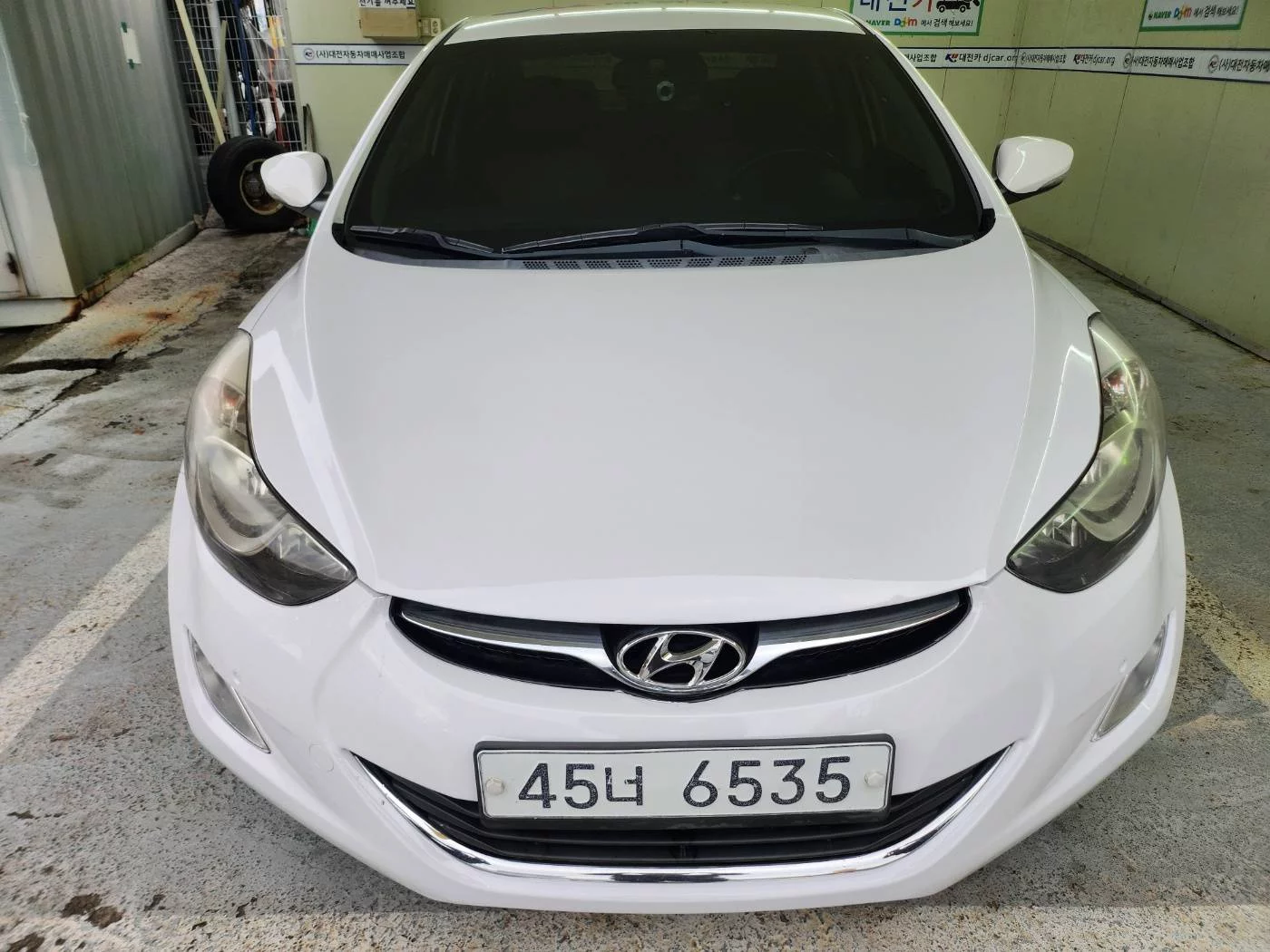 Hyundai Avante 2012